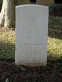 Salonika (Lembet Road) Military Cemetery - Tourret, Richard